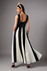 Cross Front Pleat Panelled Maxi Dress